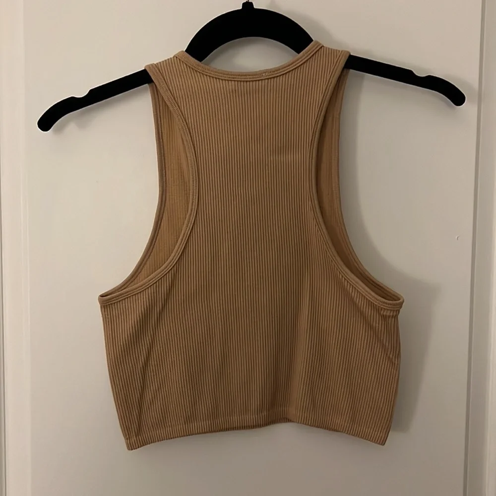 Zara Crop Top - Picture 2 of 2